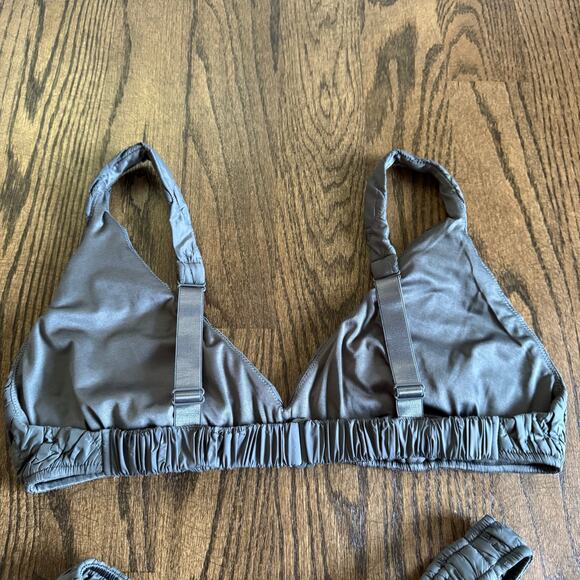 Skims RARE Quilted Bralette and Thong Panty Set Gunmetal Gray Plus Size 3X/2X - Picture 5 of 11